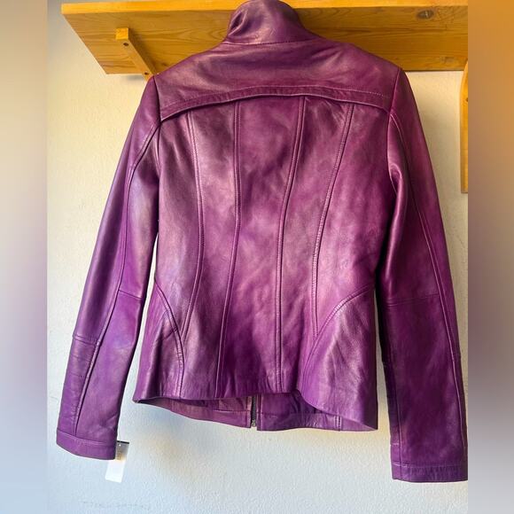 La Marque Fitted Leather Jacket small purple leather beautiful NWT - Picture 2 of 7